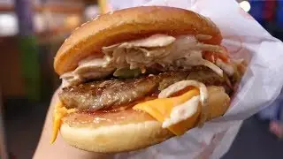 Hamburgers that only Korean soldiers know! korea Soldier Burger 군대리아/전주남부시장야시장 한옥마을?KoreanStreetFood