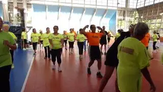 Zumba con Elizabeth en la Pepin