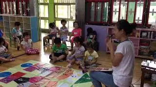 Teaching Colors through music
