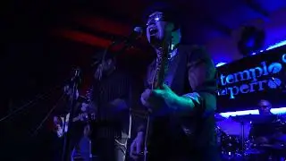 Lady Tattoo - Don Nadie (en directo en el Templo del Perro)