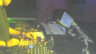 @Nengo flow en Tudela - Espa&ntilde;a Sala Botanic