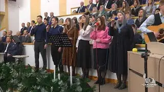 Слышна в мире весть о том повсюду / Песня