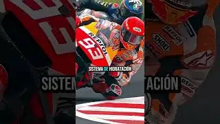 ¿Cómo Beben Agua los Pilotos de MotoGP a 300 km/h? 😱🏍️💨#shorts