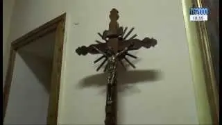 La storia di un neonato abbandonato in una chiesa di Frignano