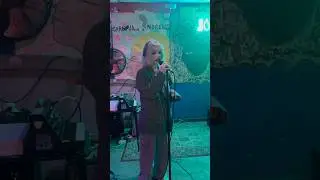 my third time preforming ever!!!:) filmed by my best friend #alternativemusic #altpop #livemusic