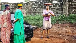 God Changed The Life Of The Poor Street Hawker After Meeting The Billionaire Prince