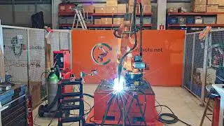 KUKA CYBERTECH KR22R1610-2 + Fronius CMT Synergic 4000