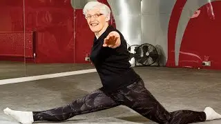 84-Year-Old Grandma Shows Off Her Impressive Gymnastics Splits