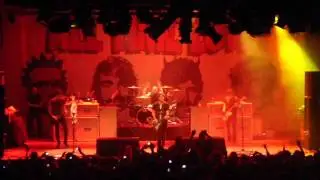 All Time Low - Time Bomb [HD] Live Amsterdam
