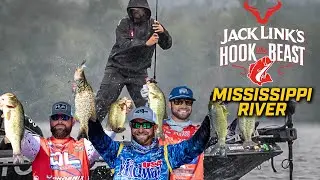 Bassmaster Elites Hook the Beast at the Upper Mississippi River