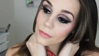 Classic Bombshell Smokey Eye | All Drugstore