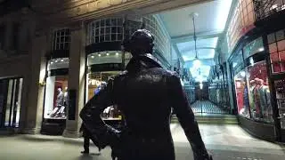 Smooth Real-Time Walking Point of View from Green Park Tube Station to  Trafalgar Square London,