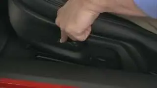 2011 Chevy Corvette - How to Video - Power Seat Operation Chevrolet