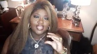 Gucci Sunglasses unboxing from Sunglasses Hut.