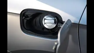 Audi Fuel Tank Cap | Aluminium Look | Audi Genuine Zubeh&ouml;r | 8Y0071000