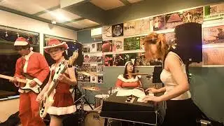 Santa Claus Is Coming To Town　サンタが街にやってくる　2025.12.20　吉岡cafe＆music「いちご・いちえ」ラッキー☆クリスマス