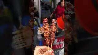 Famous &ldquo;Hanoi Style&rdquo; Banh Mi