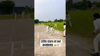 Look at the bowler & batsman😱 || #cricket #grassrootscricket #cricketlover #matchday #trending