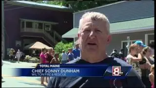 Thousands descend on Wilton for blueberry festival