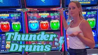 Первый раз играю в игровой автомат Thunder Drums 🥁