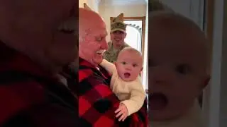 Малыш был спокоен&hellip; А потом вошёл папа 😭🇺🇸