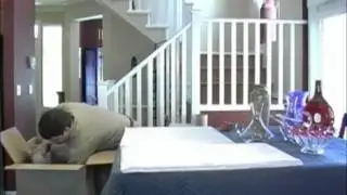 How a professional household moving company packs pottery and wine glasses