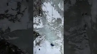 The Slot, Grafton Notch Amphitheater | Maine Ice Climbing #northeastice #nemguides
