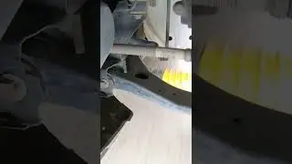 Ruido suspensi&oacute;n/tren delantero al pasar por baches o reductores de velocidad. Ford Focus 3 2017