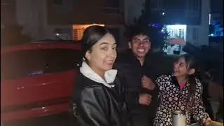 Esta parte de la navidad me encanto poder dar felicidad a tus seres queridos es lo mejor 