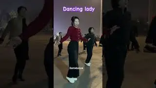 Dancing lady #dance #happydance #trending #shorts #healthyfun #beautiful #foryou #dailyexercise