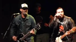 Santos Y Sinners - Fender Bender / The Guns Of Brixton