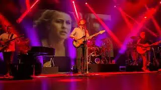 Tribute To The Cats Band / Loving her was easier.