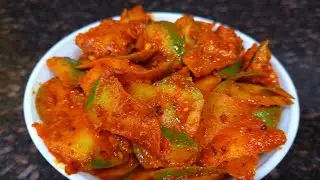 Kerala-Style Chethu Manga Achar Recipe | Tangy Green Mango Pickle