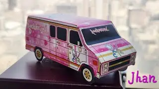 QWER 큐떱카 종이모형 Q-CAR Paper Model Q-保母車紙模型 ＜ROCKATION＞ in TAIPEI&nbsp;宣傳塗裝版本，自製紙模型。