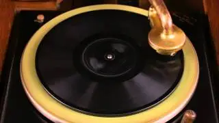 Edison C19 Oak Diamond Disc Phonograph, Pat. 1916, 2 Heads