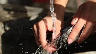 Washing dishes ambience (10 min)