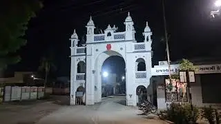 Bhadran ; Hi-Tech Gaon