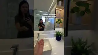 Banheiro master com espelho de correr para ocultar bagun&ccedil;a #banheiro #maneskin