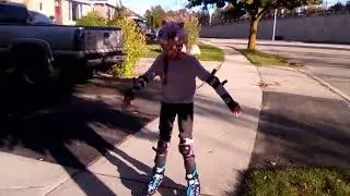 Rollerblading with Mia and Quinn aka Fun Ducky Twins