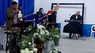 Bendiciones de lo alto Santiago 1:17  alabanzas con Esmelin.