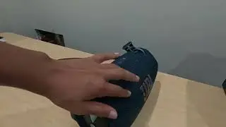 JBL Xtreme 4 vs Tiny Bluetooth Speaker Specs Comparison. (No sound test) 4K60 Channel's First Vid! 