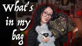 What's In My Bag ✩ Trinkets, Essentials & Trash ᘛ⁐̤ᕐᐷ