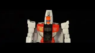 Hasbro: Transformers Combiner Wars Quickslinger Review