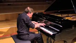 Dmitri Shostakovich - Prelude and Fuge op. 87 No. 14 E flat minor | Alexej Outekhin
