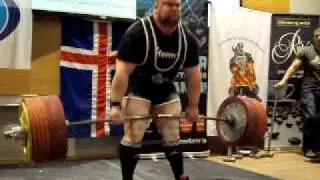 P&aacute;ll Logason raw deadlift 360kg