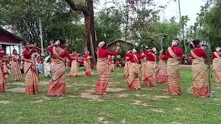 চেঙেলীমৰা (চৰাইদেউ) নৱাৰুণ যুৱ সংঘৰ বোৱাৰী জেংবিহু দ'ল