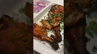 Matak chalungi 🤪 tasty chicken tikka #viral #mixofArt #shortvideo