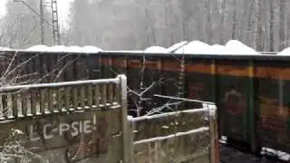 Wyjazd pociągu z kopalni KWK Halemba.mp4