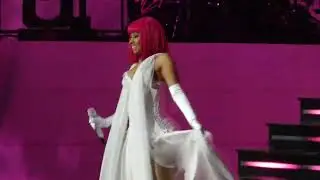 Nicki Minaj - 
