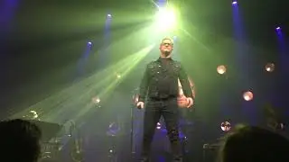 Guus Meeuwis Stapelen geluk met verhaal
